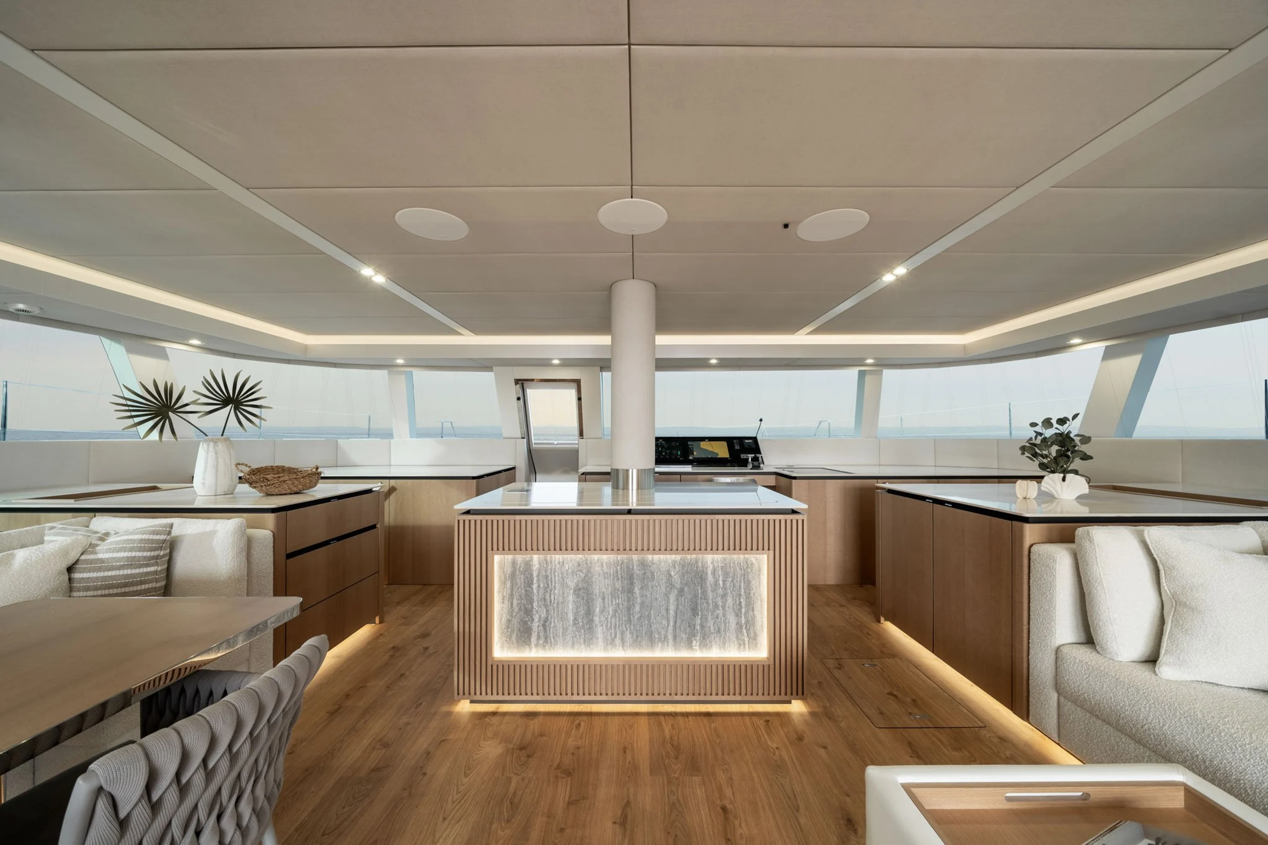 Mint_Marine_Sunreef-70-Sail_ANKAWER-VI_11